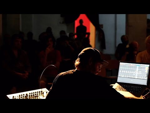 Alex Gunia live at Chamber Remix Cologne