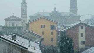 preview picture of video '25/12/2008 - Bianco Natale a Carignano (TO)'