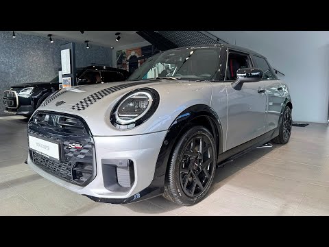 2025 MINI Cooper S 5-Door - Interior and Exterior Details