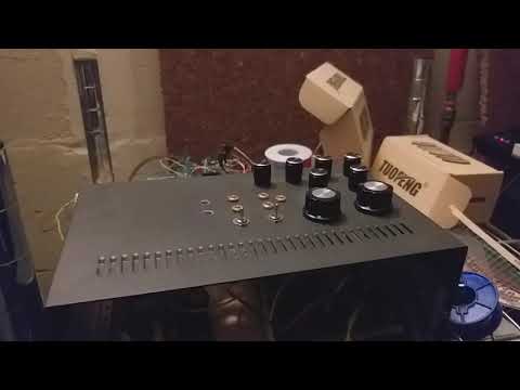 Generatore di suoni . Oscillatore