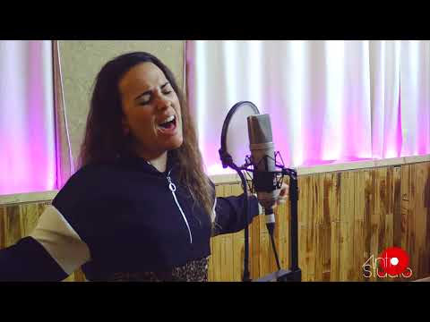 Sara Yagüe: Te espero aquí (Pablo López cover) [Live Session]