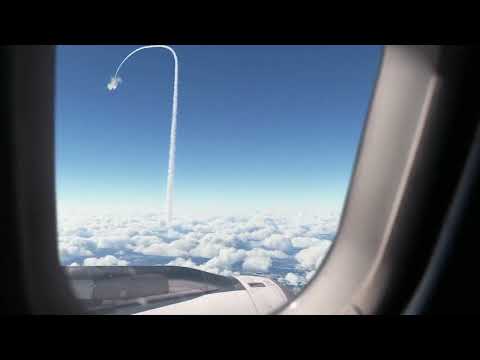 SpaceX Starship Launch Explosion seen from Plane - Elon Musk