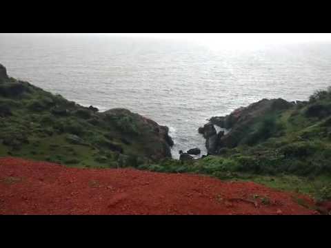 Travel | Hilltop view of Kudle Beach, Gokarna