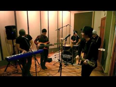 Foster the People - Pumped Up Kicks (Ratham Stone Cover) Real Feel Studios