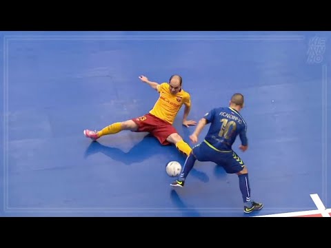30+ Times Ricardinho Showed His Class!