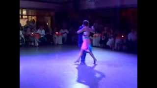 Sebastian Misse y Andrea Reyero @ Fruto Dulce milonga, 2014 Troilo "Valsecito Amigo"