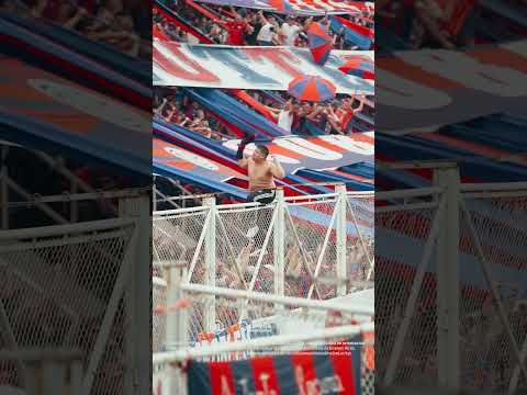 "El tipo tiene el video de su vida." Barra: La Gloriosa Butteler &bull; Club: San Lorenzo &bull; País: Argentina