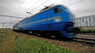 preview picture of video '[RZD] CHS6-007 / ЧС6-007 с поездом №42 Великий Новгород - Москва'