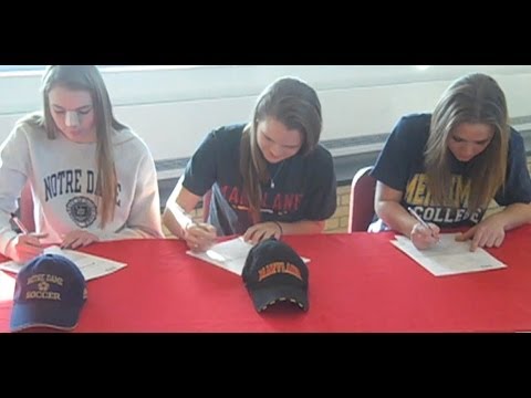 3 Niskayuna Senior Girls Sign letters of Intent