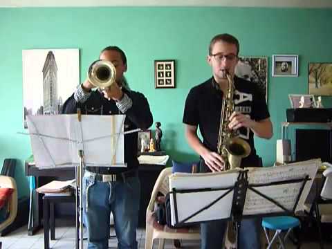 Yonnilson Diaz como estudial merengue en la trompeta y en sax