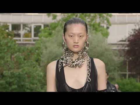 Y/PROJECT Spring/Summer 2023 - Paris Fashion Week