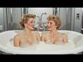 Sexy video kaarten: Welkom bij Feminine Retrofuturism uit de jaren 50 Panavision 50 Retro Dreams AI..