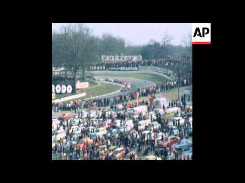 SYND 20 3 77 WORLD MOTOR CHAMPION JAMES HUNT WINS THE RACE OF CHAMPIONS