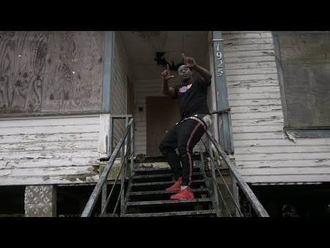 Faceshotgangchoppa - Neighborhood Hitman (Official Video)