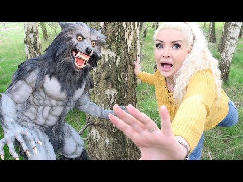 Giant Werewolf In The Park!! Monsters Are Everywhere!!