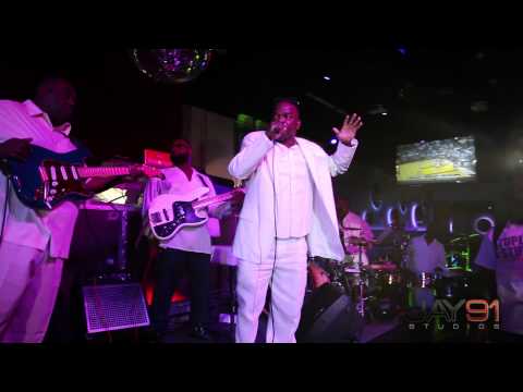 Larry Dogg & The Beverly and Maze Tribute Band @ Club Vault