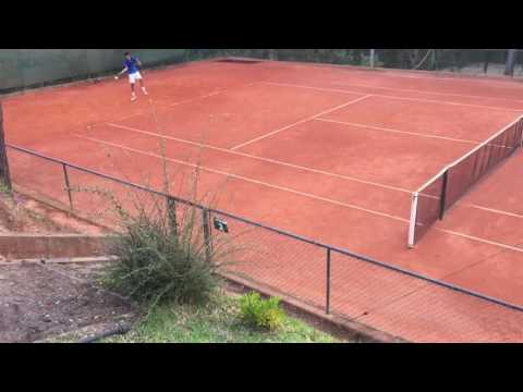 Single Point: Robert Strombachs - Alexandre Ribeiro (5-7 6-3 7-6/1)