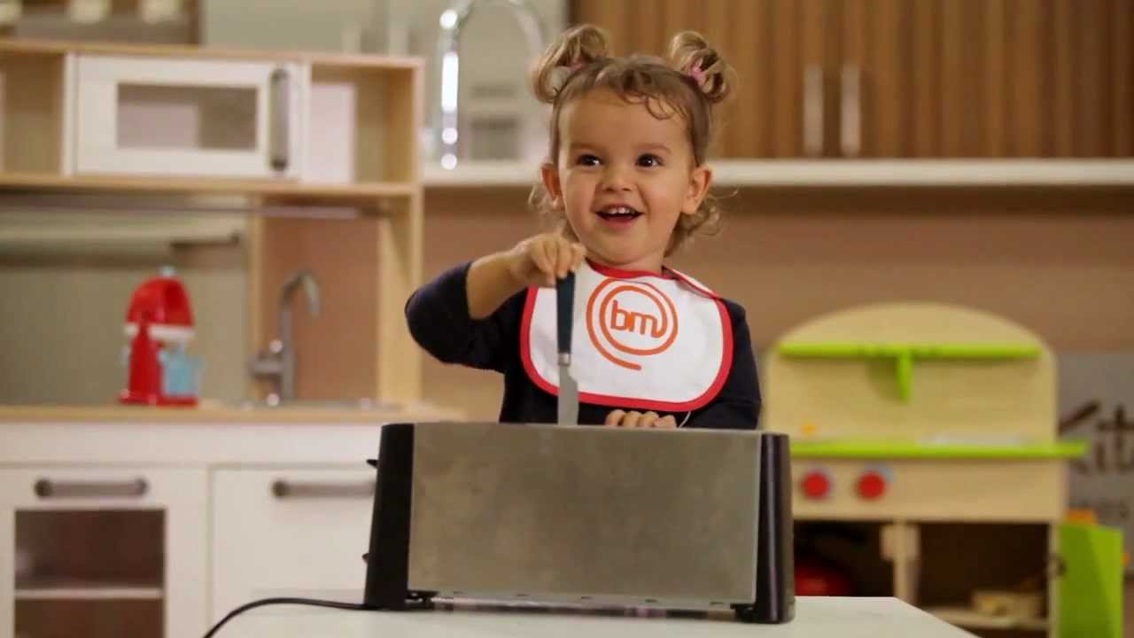 Watch Babies Cover A Mac In Play-Dough, Dip An iPhone In Milk And Cover A Cat In Sauce