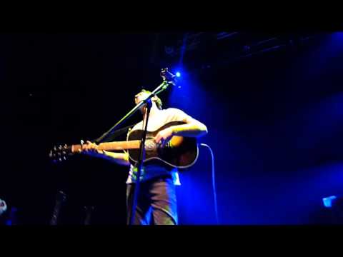 Kaan Tangöze - Güllerin İçinden