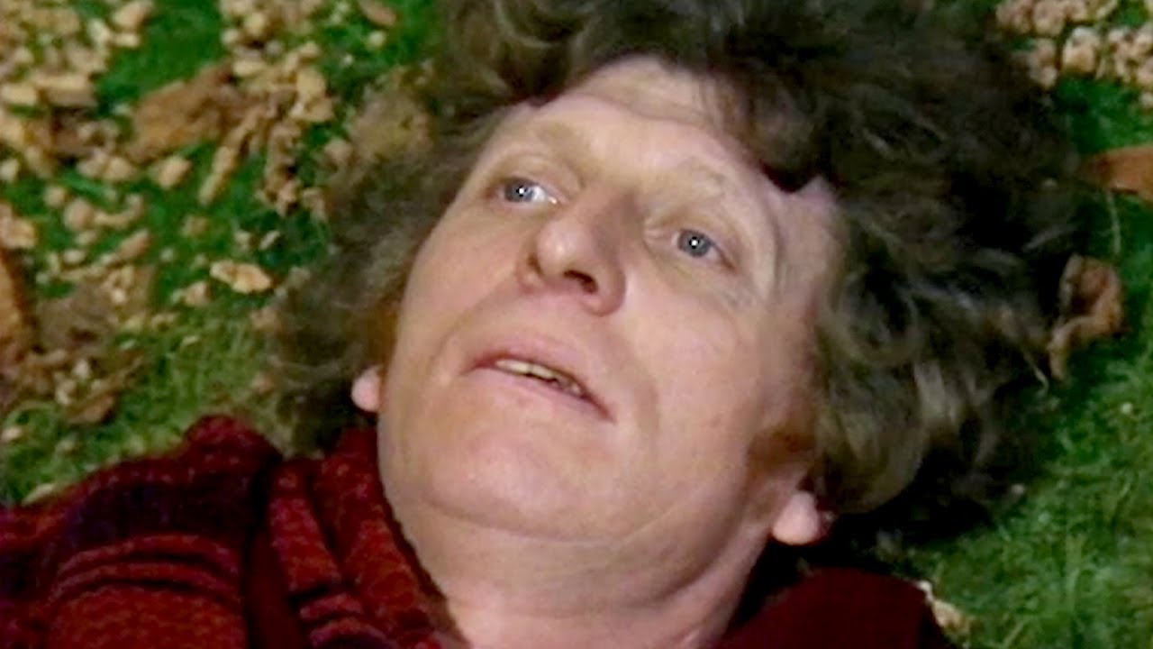 Miniature de la vidéo The Fourth Doctor Regenerates | Logopolis | Doctor Who du film Doctor Who: Logopolis