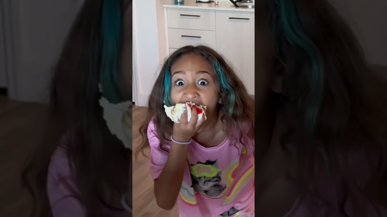 GIRL RUINS COUSINS BIRTHDAY SONG‼️ #dlafam #viral #family