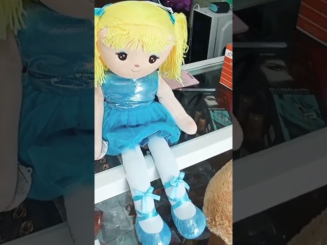 Vídeo relacionado con VYIBPDY Juego de 5 piezas Adorable Conjunto de Ropa de Peluche, Jersey Verde, Adecuado para Decoraciones Navideñas y Colecciones, Solo para Muñecas de 17 cm,Muñecas no Incluidas (B)