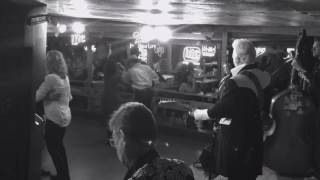 DALE WATSON AND HIS LONESTARS - &quot;There Stands The Glass&quot; (live)