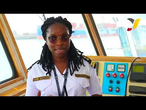 Promouvoir les corps de métiers portuaires auprès des femmes Promouvoir les corps de métiers portuaires auprès des femmes
