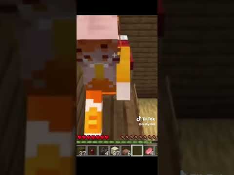 Cash and Mia are kiss