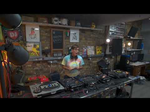 DJ Laura Mac video.