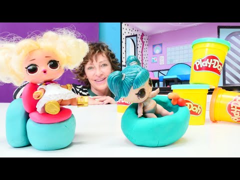 Play Doh Schule mit Nicole. Wir machen ein Klosett für die LOL Surprise Puppen