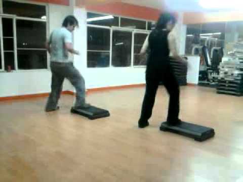 aerobics step reto con pucca