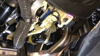 Replacing HVAC Blend Door Actuator Motor in a Charger/Challenger/300 (part 1)
