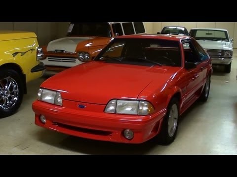 1993 Ford Mustang GT 5.0 Five-Speed Quick Look