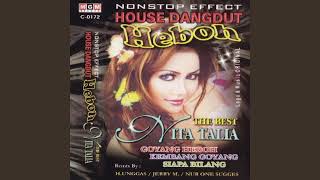 Download lagu Nonstop Effect House Dangdut Heboh Nita Talia - Side B (Full Album 2005) mp3 Download lagu Nonstop Effect House Dangdut Heboh Nita Talia - Side B (Full Album 2005) mp3