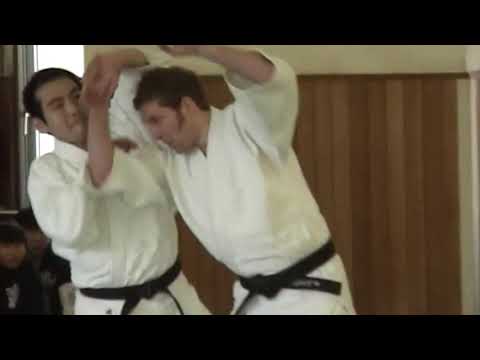 The Kokusai Sensei perform at the Yoshinkan Aikido honbu dojo – Kagami Biraki, January 2007.