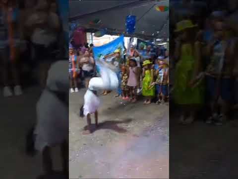 muzenza mestre Salgado Niterói RJ capoeirista Giovana Desterro do Melo