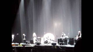 Cassie Davis Performing &quot;Differently &amp; Do It Again&quot; - Kelly Clarkson Concert PERTH 22/04/2010 (HD)
