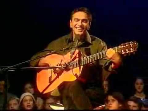 Caetano Veloso - Você é Linda (English Subtitles).mp4