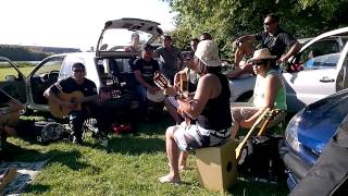 Kare-kare, E manu puka rua.....