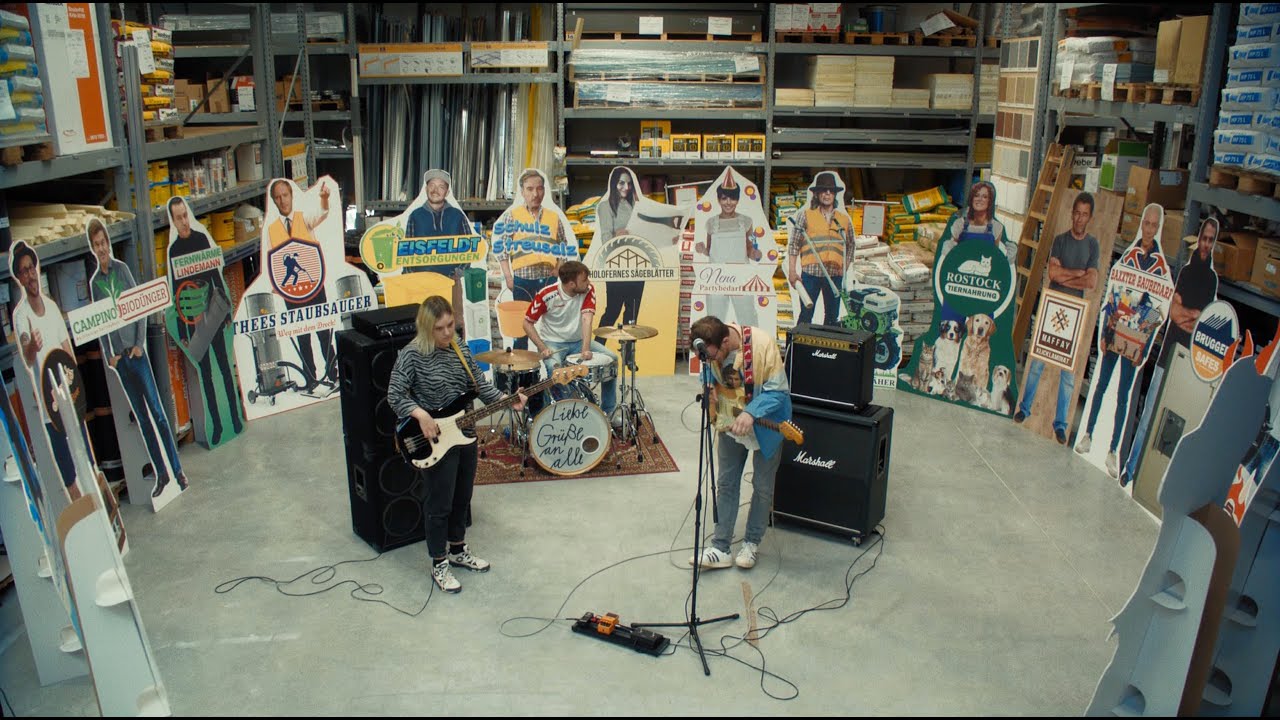 The Screenshots - Wir lieben uns und bauen uns ein Haus (Offizielles Musikvideo)