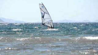 preview picture of video 'puretourism.co.uk - Video of windsurfing in Bodrum Turkey'