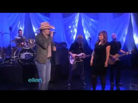 Kelly Clarkson and Jason Aldean - Don't You Wanna Stay HD (Ellen Show)