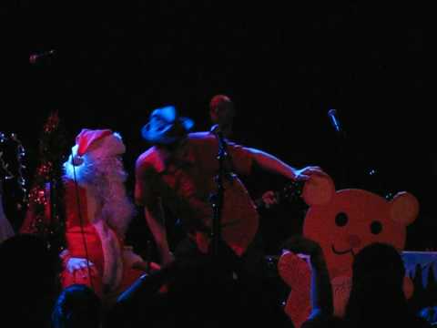 Skadventures of Ska Jenny: Slackers Holiday Show // Brooklyn - Live from Santa's Lap!