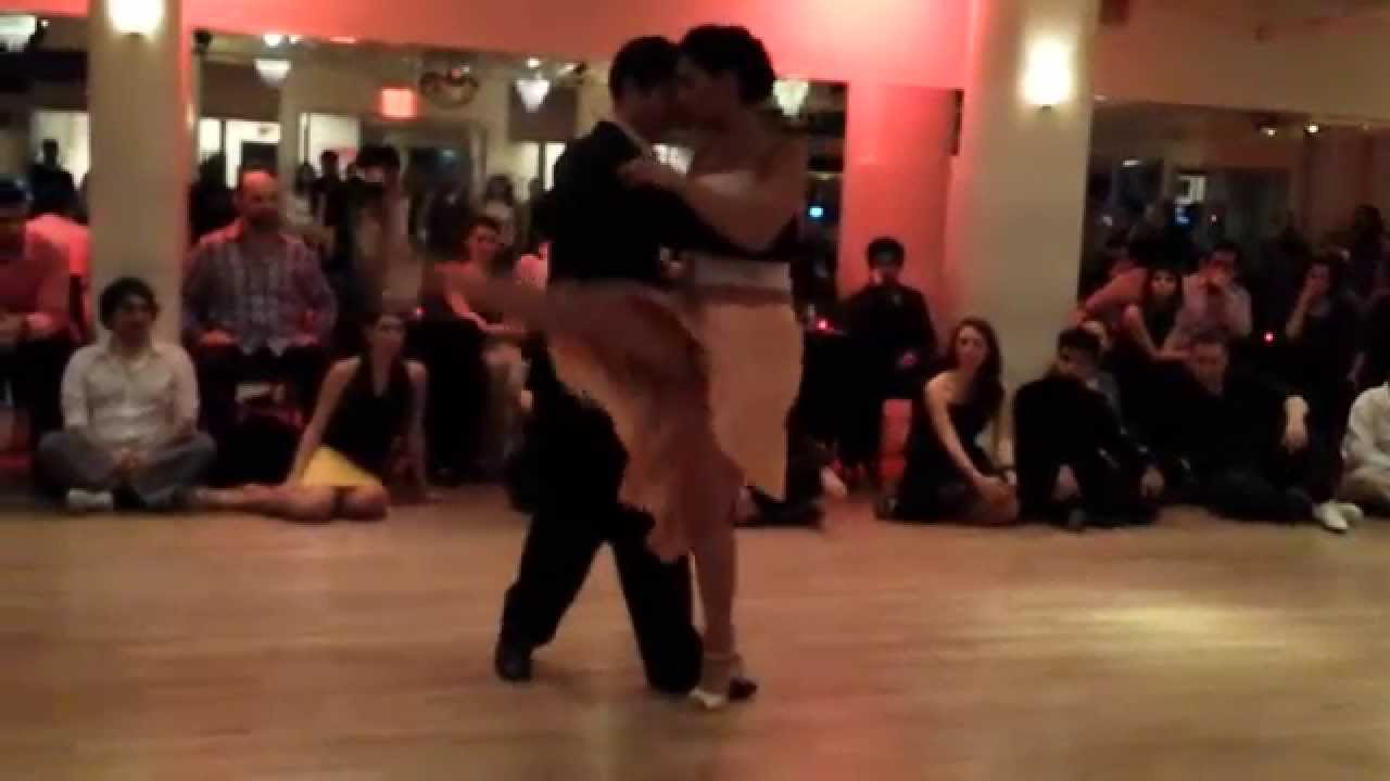 Argentine Tango: Dominic Bridge & Cecilia Piccini - Bajo Un Cielo De Estrellas