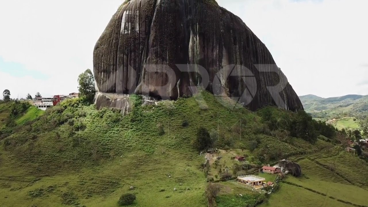 Majestuosa Roca de Guatapé P5