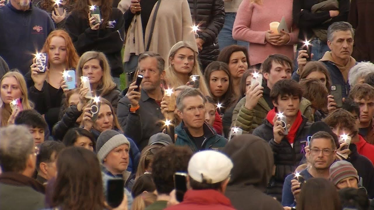 Community in mourning holds vigil for teens killed, injured in Cybertruck crash in Piedmont