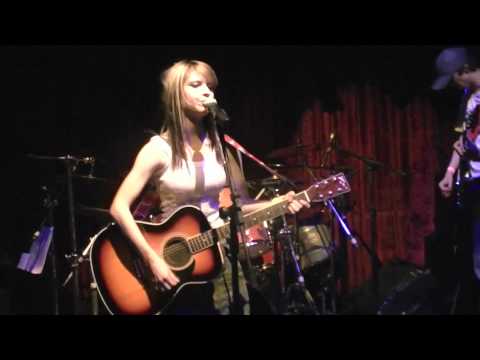 Agora Só Falta Você - Tamara Angel no Mezzanine 27/11/10