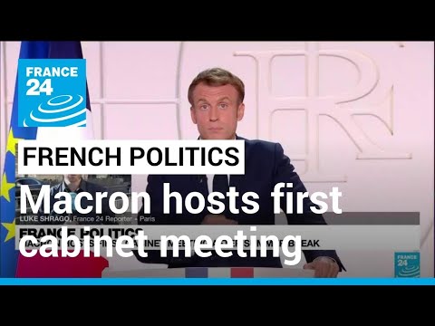 French politics: Macron hosts first cabinet meeting after summer break • FRANCE 24 English