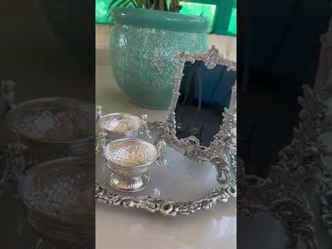 White Metal Tray For Wedding Use